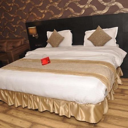 Hotel Gulmarg Regency Shimla Eksteriør billede