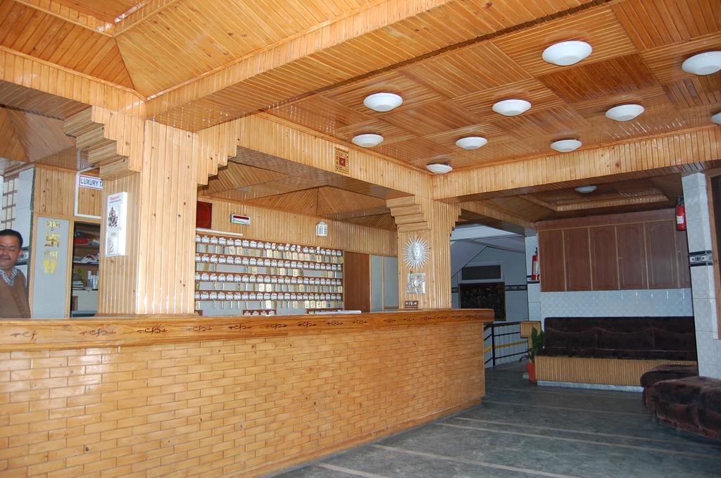 Hotel Gulmarg Regency Shimla Eksteriør billede