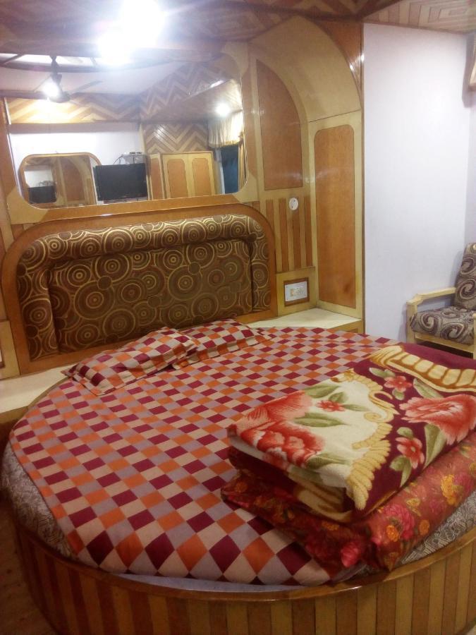 Hotel Gulmarg Regency Shimla Eksteriør billede